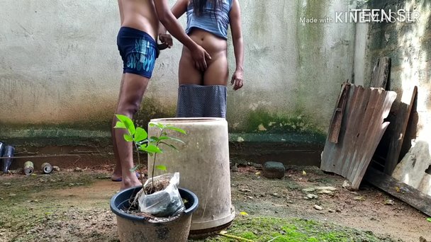 Xxx Outdoor Porn - Indian couple outdoor petting - Porn Video at XXX Dessert Tube