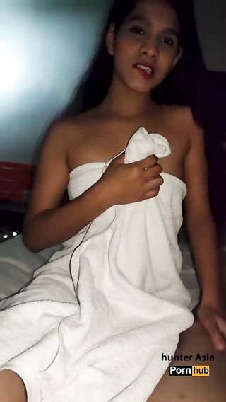 exclusive indian towel girl