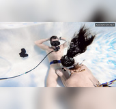 Romantic naked underwater teens gives handjob